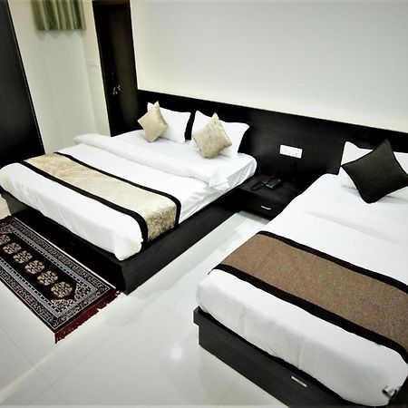 Hotel Ravi Residency Bharatpur Zewnętrze zdjęcie