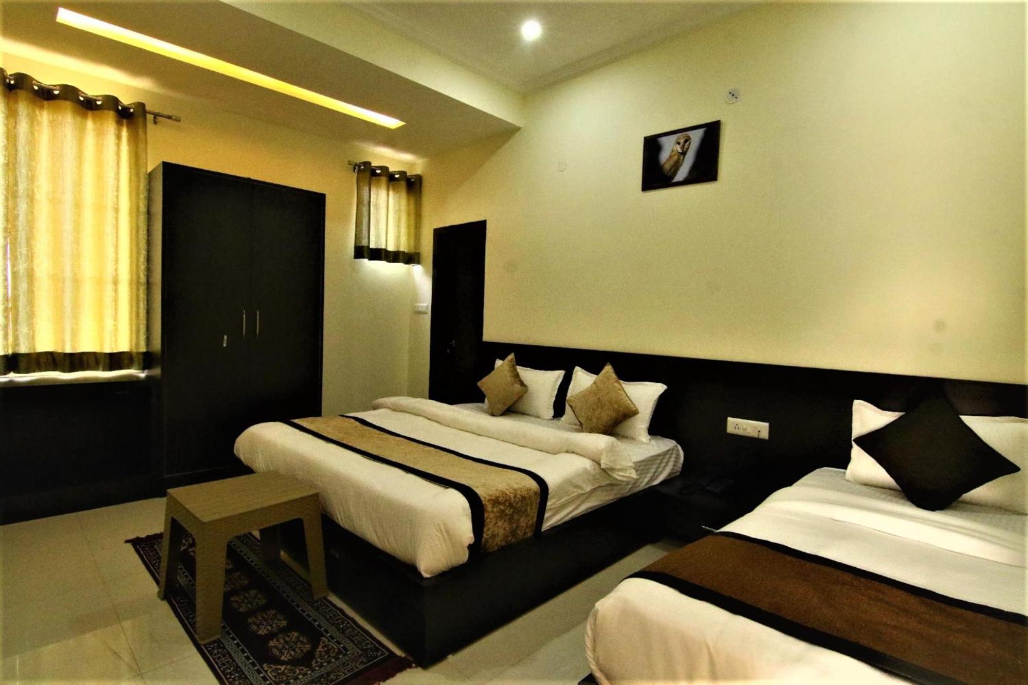 Hotel Ravi Residency Bharatpur Zewnętrze zdjęcie