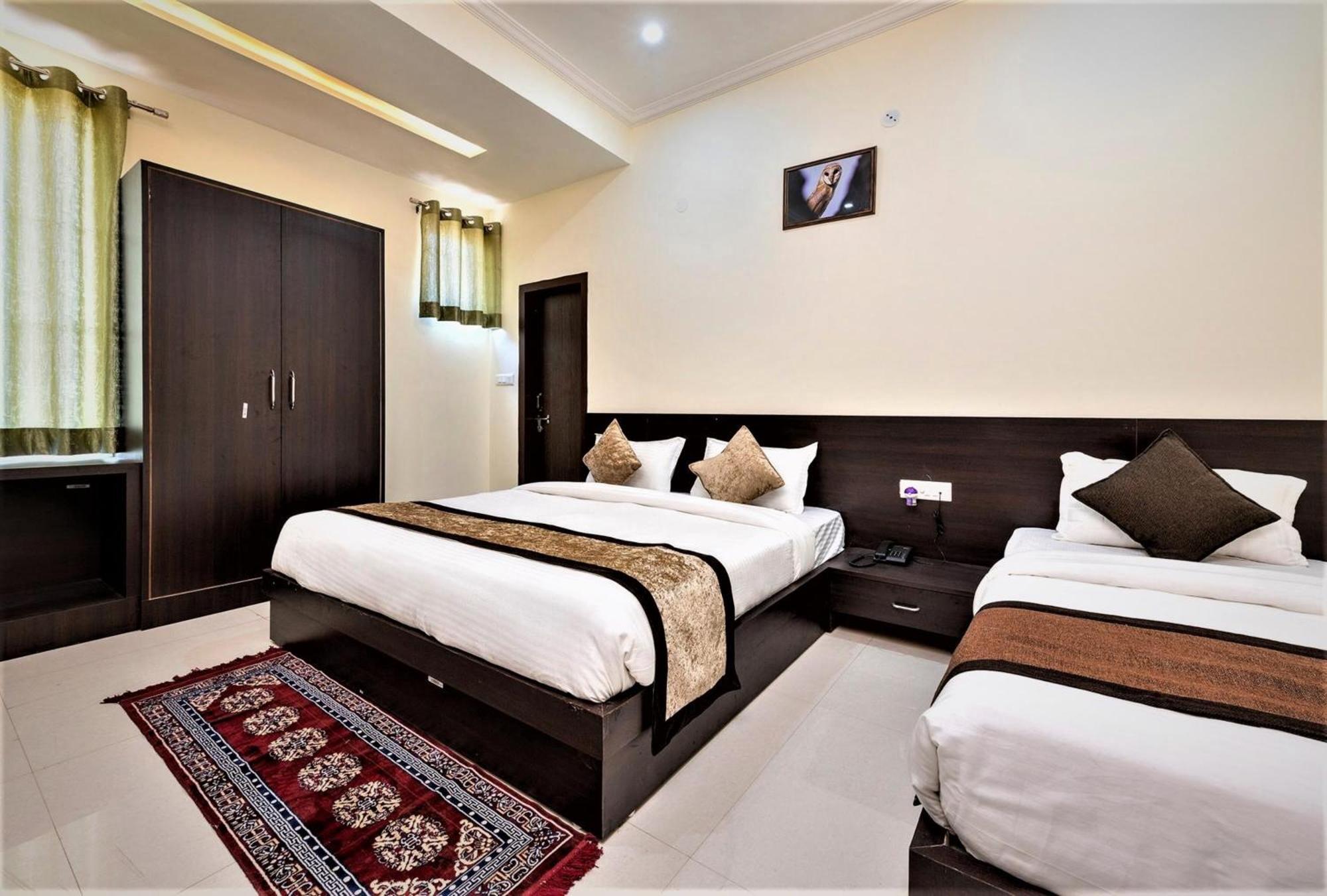 Hotel Ravi Residency Bharatpur Zewnętrze zdjęcie