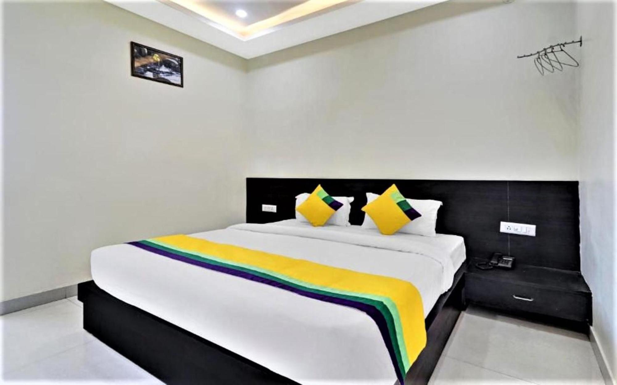 Hotel Ravi Residency Bharatpur Zewnętrze zdjęcie