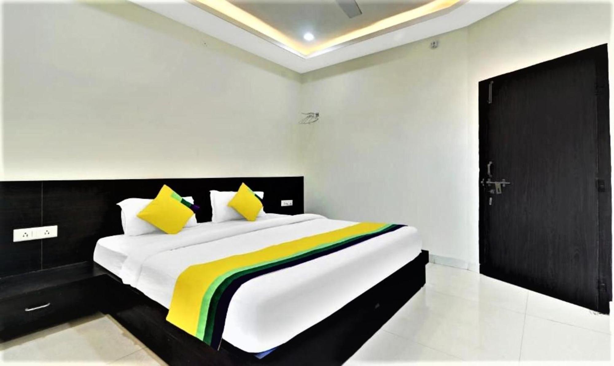 Hotel Ravi Residency Bharatpur Zewnętrze zdjęcie